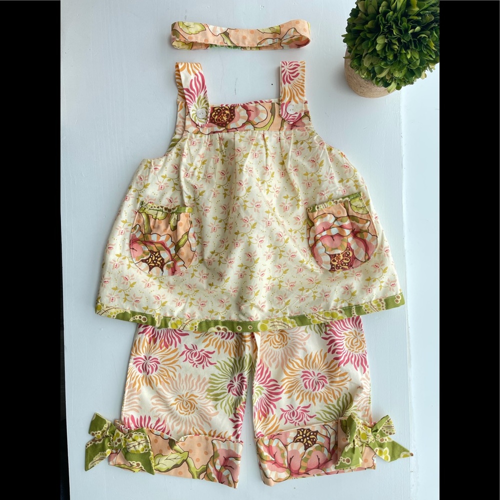 Custom Boutique A Field Of Flowers Pants Set